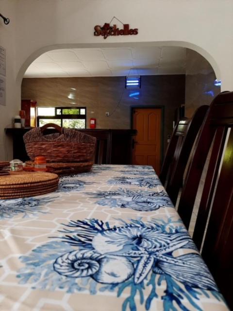 Hotel La Source Self Catering La Digue Zewnętrze zdjęcie